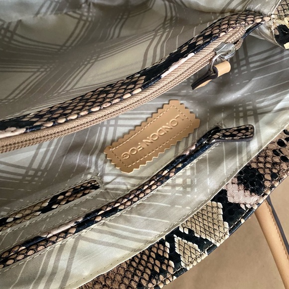 London Fog snake print bag - Picture 2 of 2